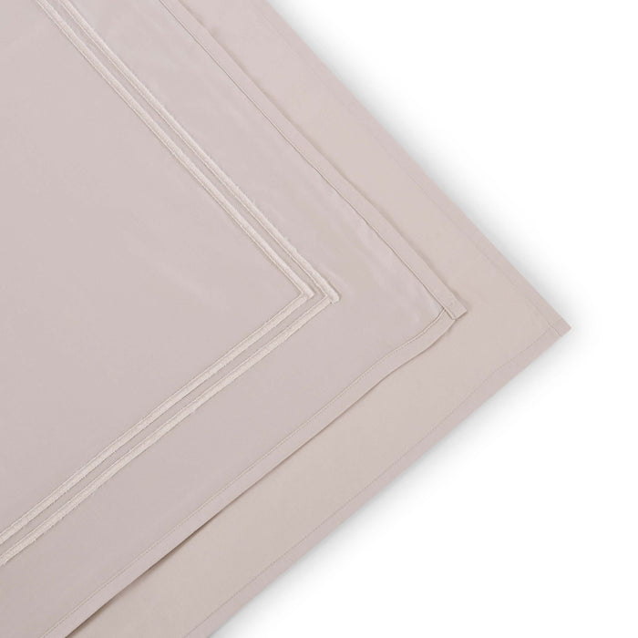Regent 400 Thread Count Rectangle Table Cloth - Champagne - DUSK