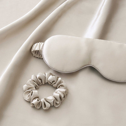 19 Momme Silk Gift Set - Pillowcase, Eyemask and Hair Tie - Champagne - DUSK