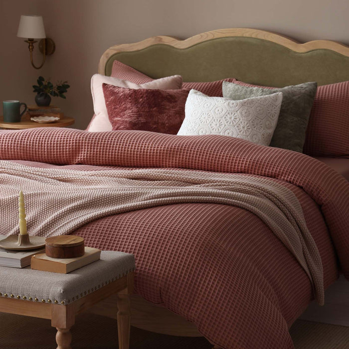 St Ives Light Weight Knit Throw - Ballet Slipper - DUSK